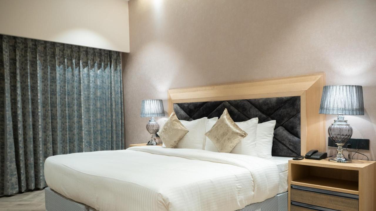 Clarks Inn Suites Kangra Exterior photo